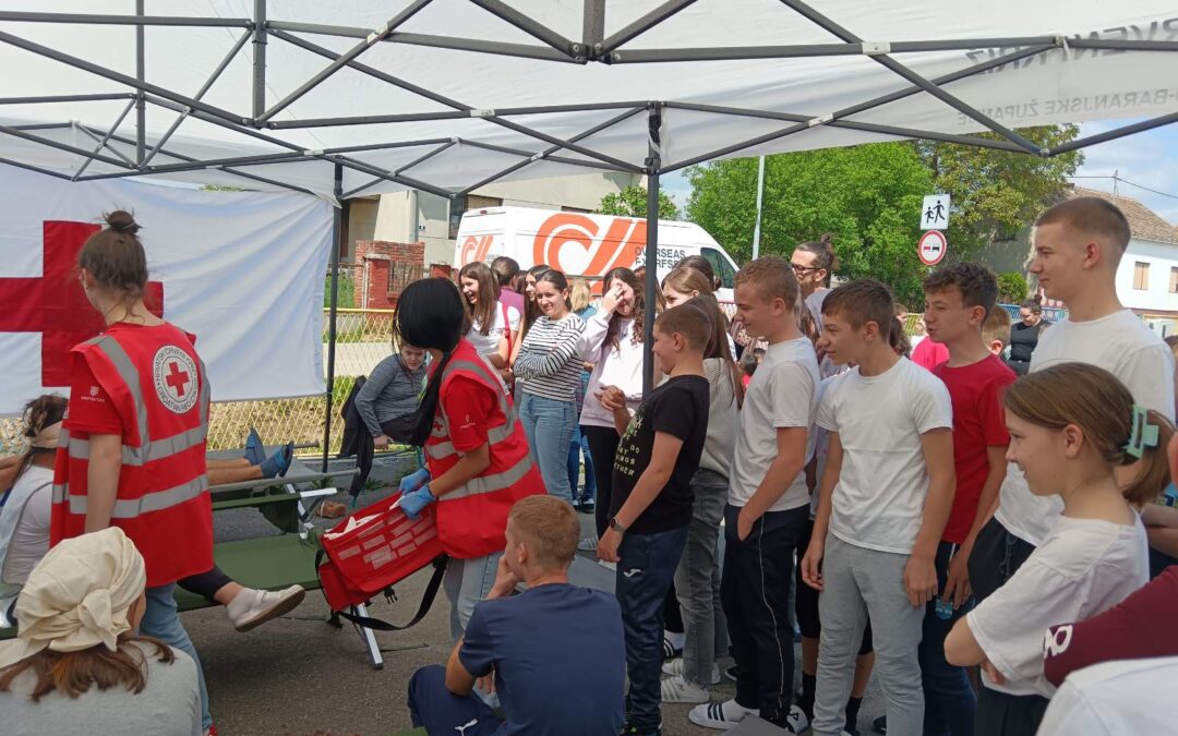 Vježba evakuacije i spašavanja u OŠ J. J. Strossmayera u Trnavi„TRNAVA 2025“